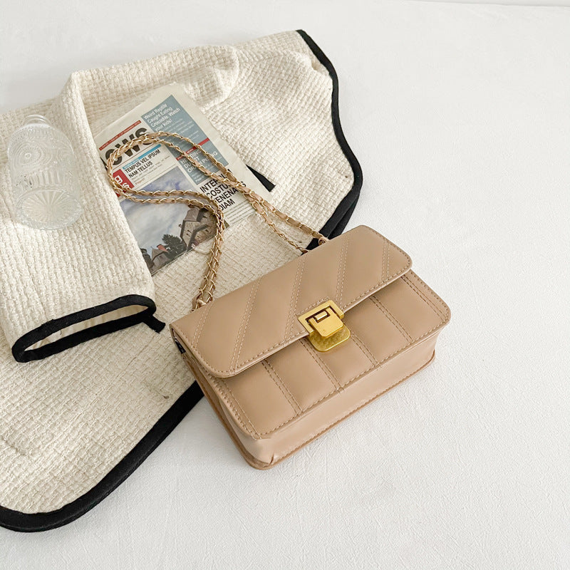 The Chain Shoulder Bag