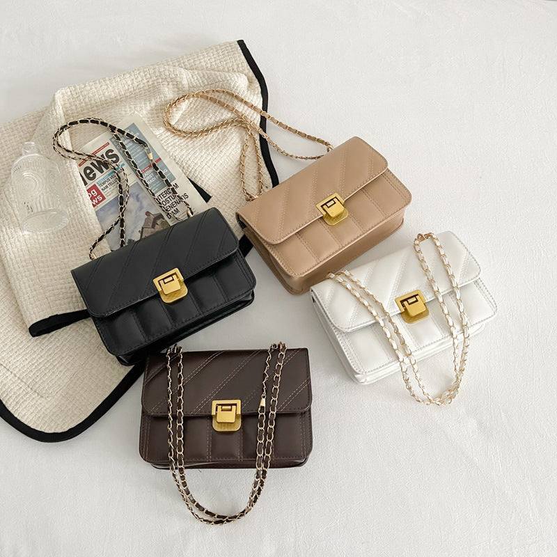 The Chain Shoulder Bag