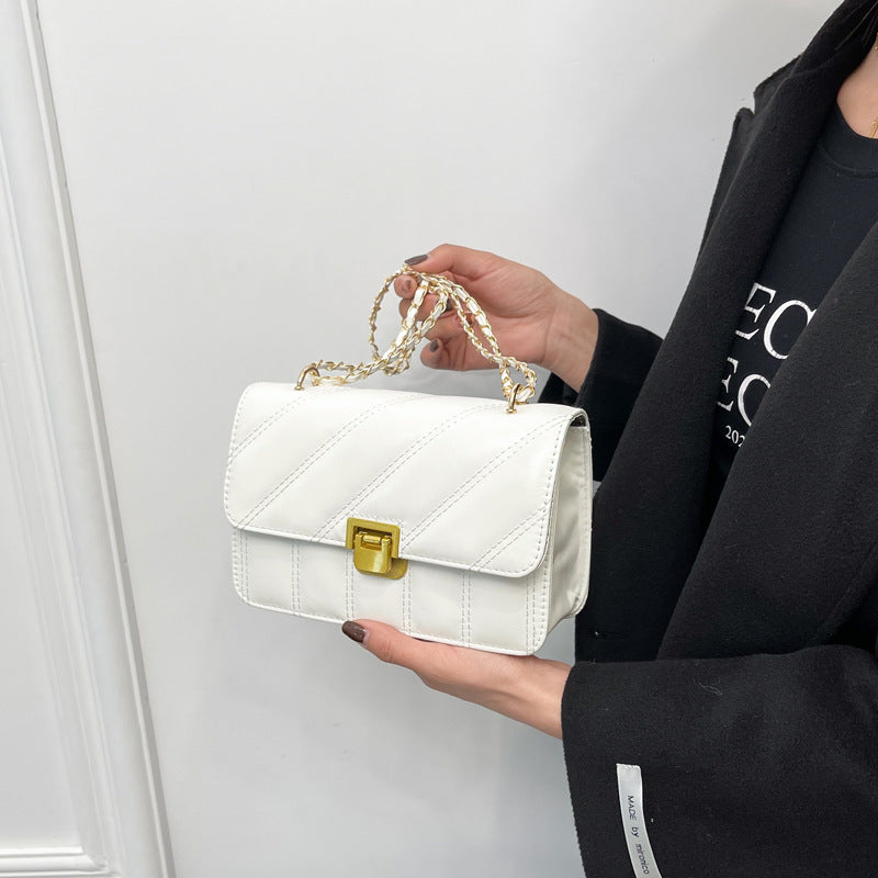 The Chain Shoulder Bag